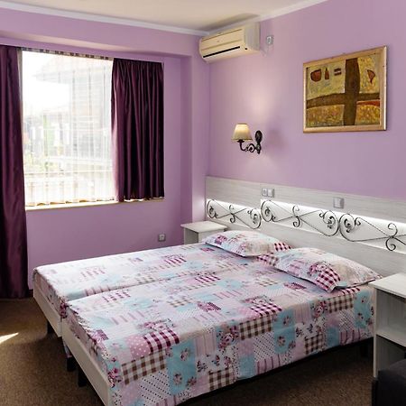 Kirios Hotel Nesebar Exterior photo